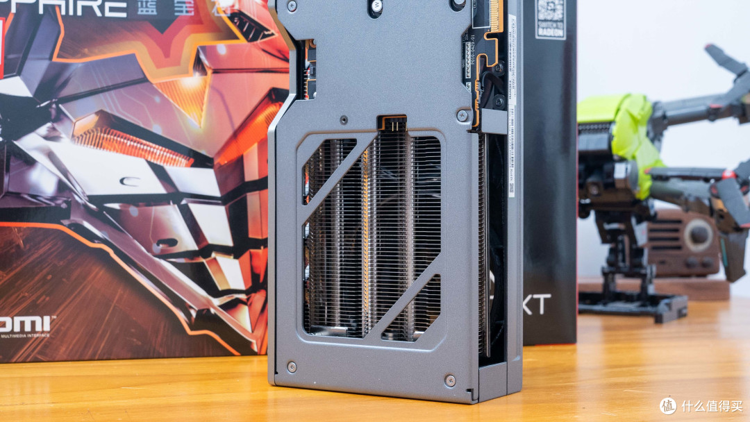 16GB显存的60系显卡:蓝宝石 RX 9060 XT 16GB显卡评测