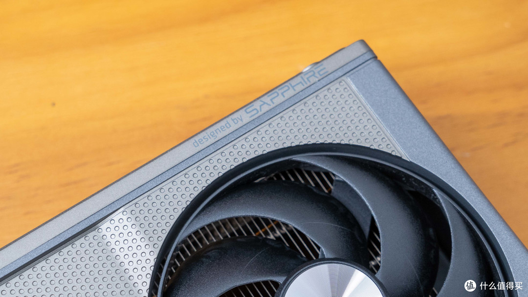 16GB显存的60系显卡:蓝宝石 RX 9060 XT 16GB显卡评测