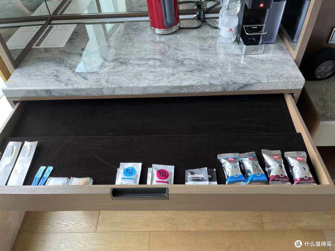 杭州钱江万豪随记:打工人的江景偷闲——上