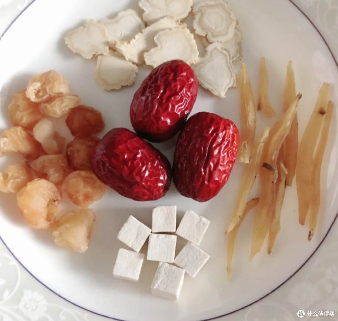 人参天冬润肤饮,补水养颜