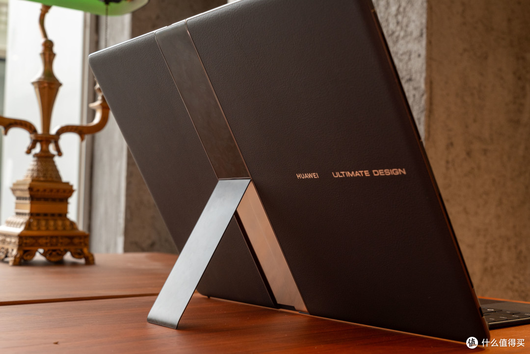 华为MateBook Fold深度体验:史上最特别,PC大革命?