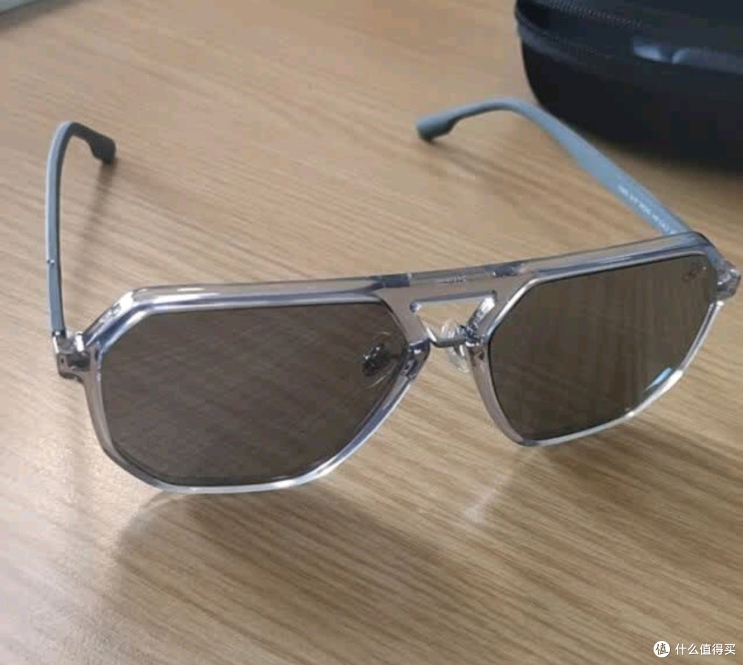 派丽蒙76005墨镜,开车显瘦两不误?