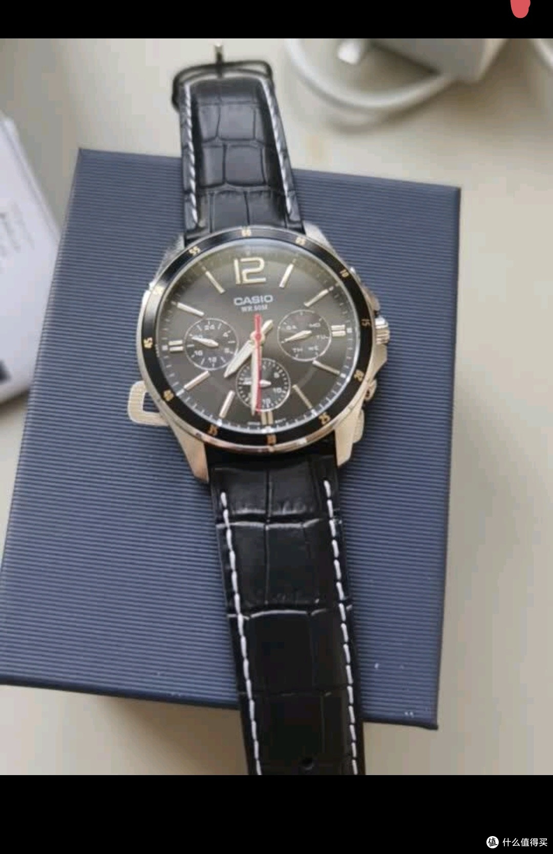 卡西欧MTP-1374D-1AVDF腕表：多功能与美学