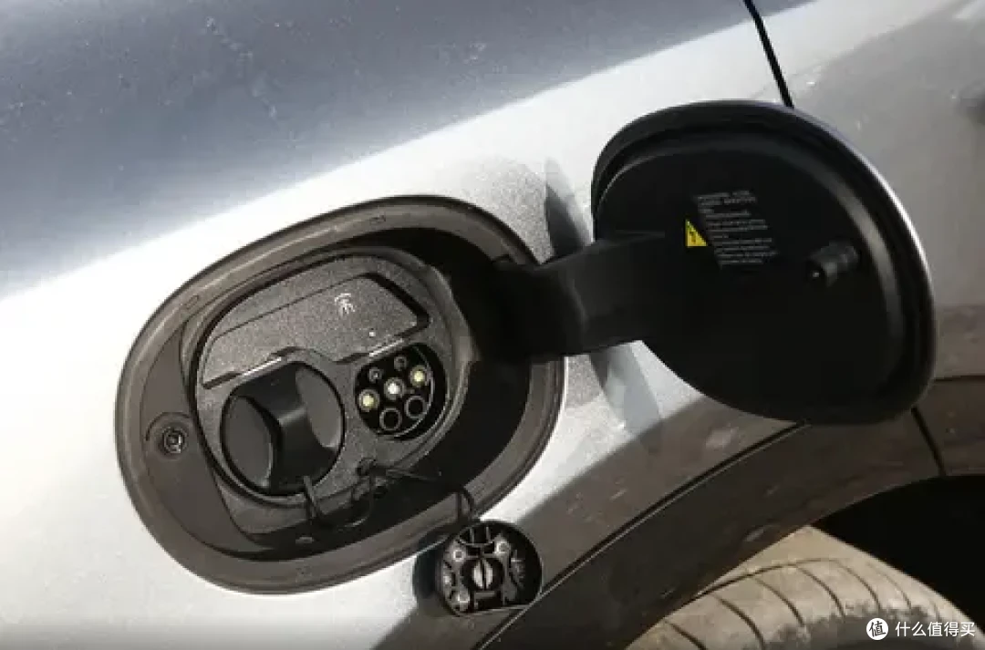 详细对比分析深蓝S07与宋L EV,同为中型新能源SUV,谁更适合你?