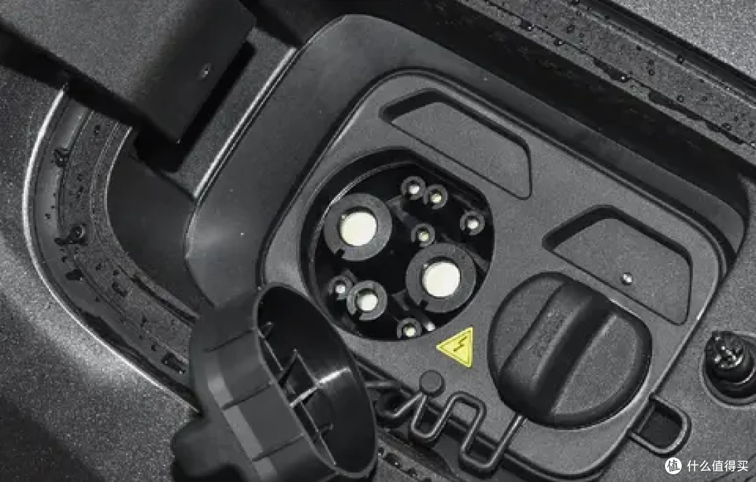 详细对比分析深蓝S07与宋L EV,同为中型新能源SUV,谁更适合你?