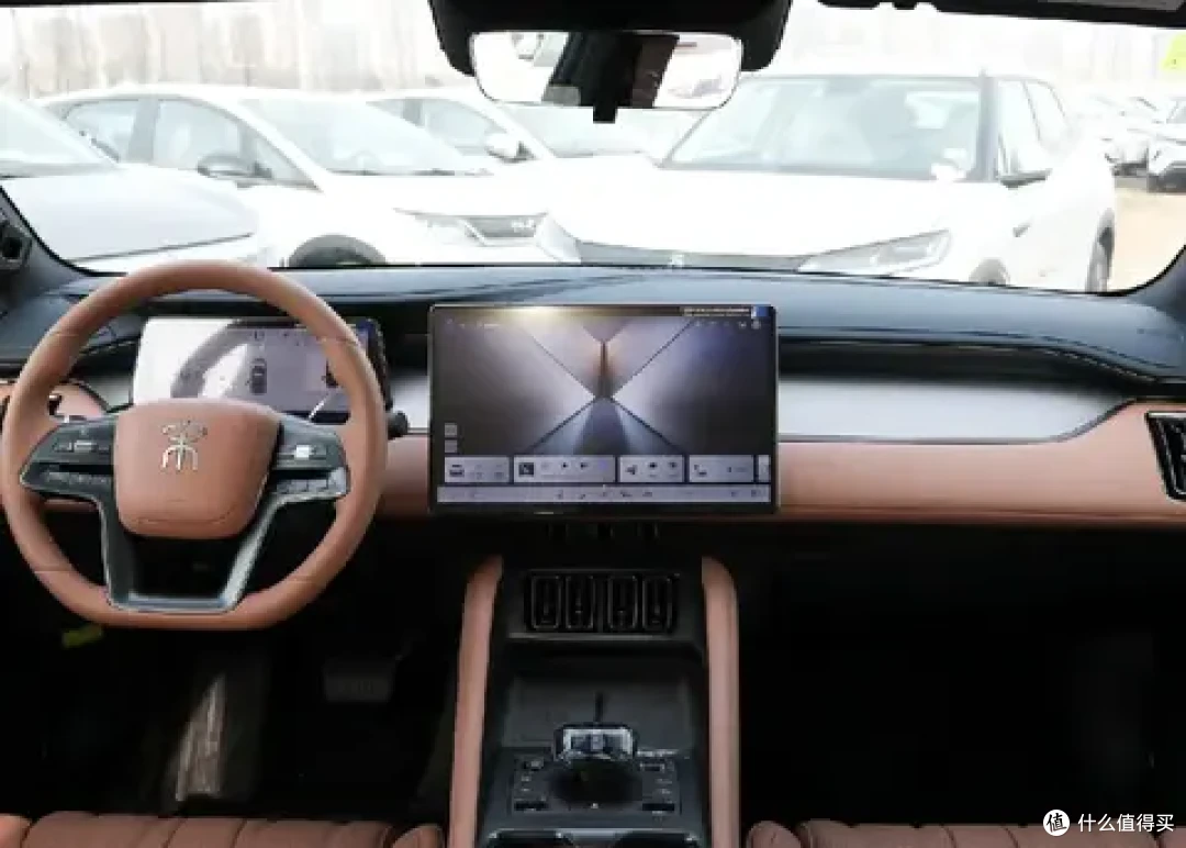 详细对比分析深蓝S07与宋L EV,同为中型新能源SUV,谁更适合你?