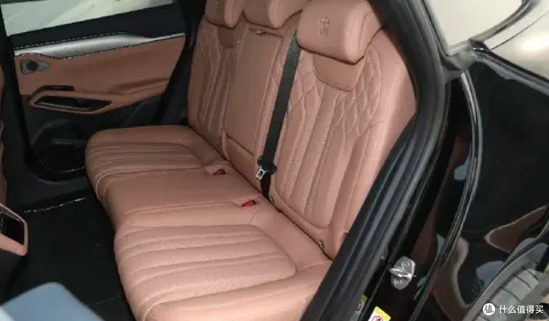 详细对比分析深蓝S07与宋L EV,同为中型新能源SUV,谁更适合你?