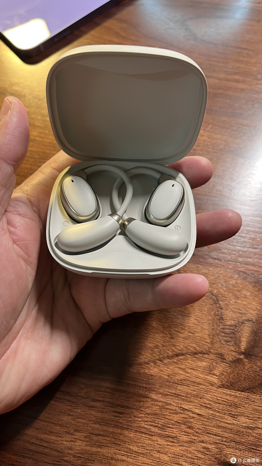 家人们!挖到一款闭眼入不踩雷的蓝牙耳机!BLINBLIN V18