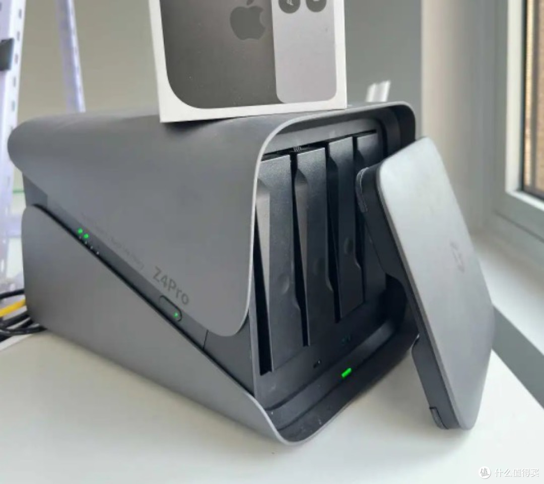 极空间Z4Pro轻松实现多设备共享