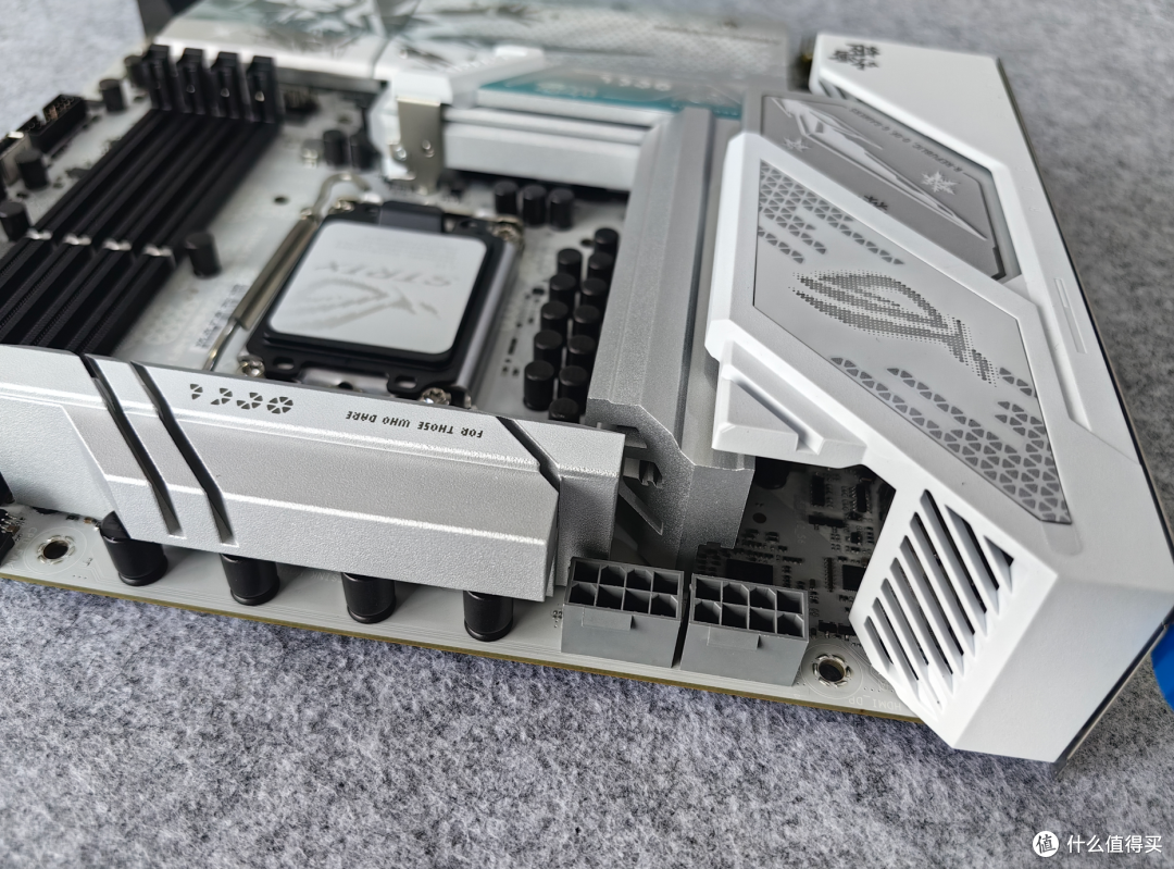 Ultra 265K处理器搭配ROG B860G主板后不到1400,就算炸了也香啊