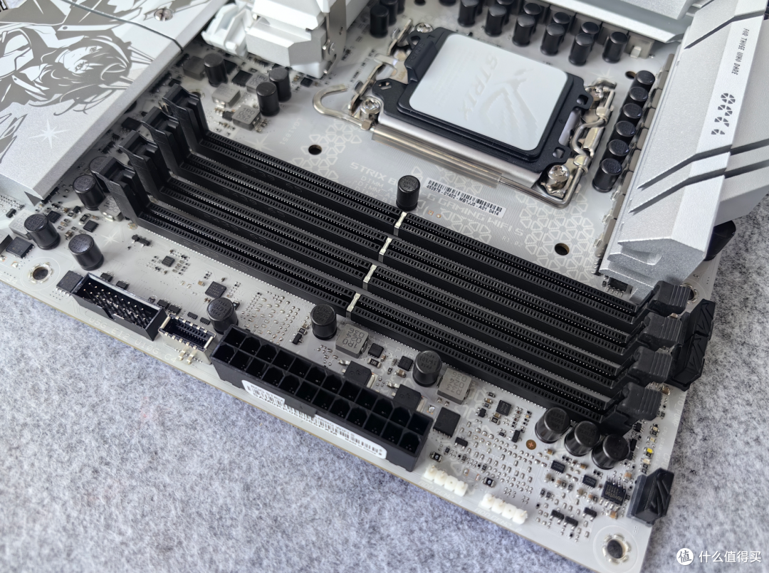 Ultra 265K处理器搭配ROG B860G主板后不到1400,就算炸了也香啊