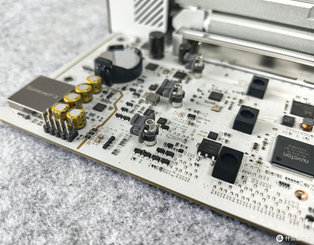 Ultra 265K处理器搭配ROG B860G主板后不到1400,就算炸了也香啊