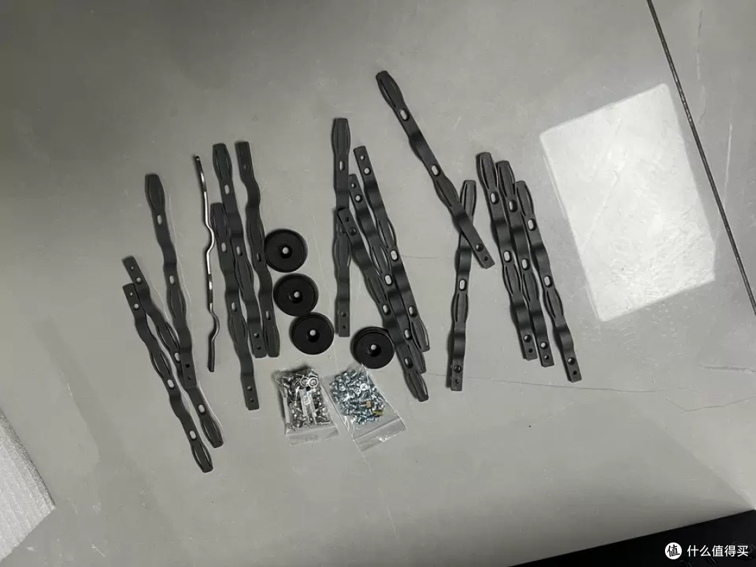 瀚存见方L8盘NAS机箱:家庭存储的全能助手