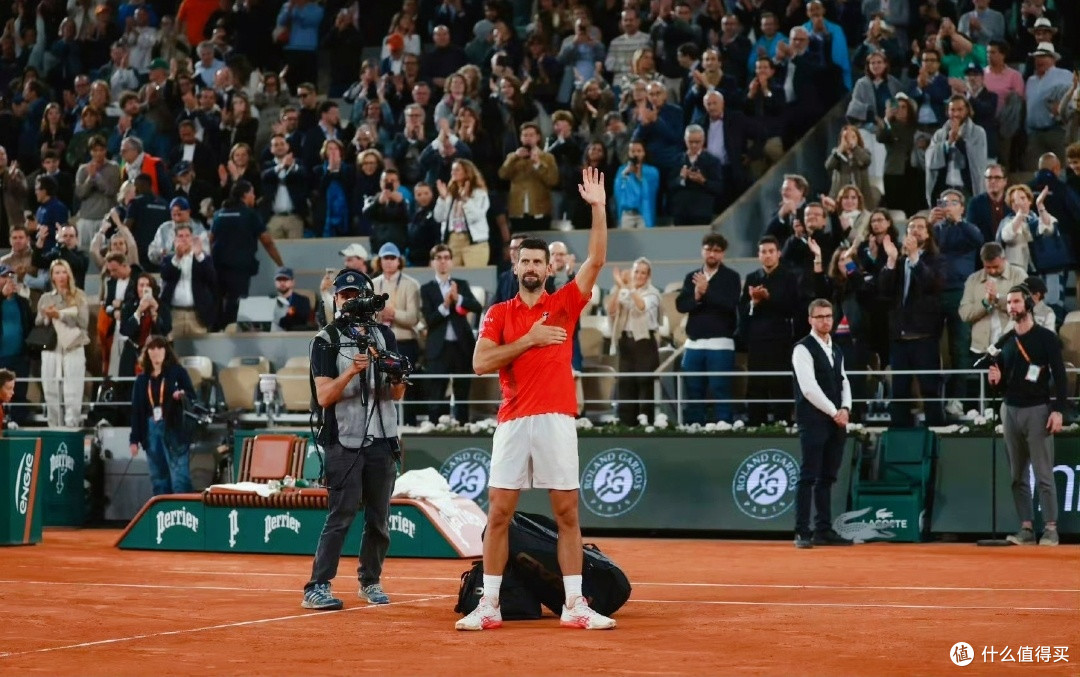 Asics Court FF 3 Novak 网球鞋:德约科维奇代言款,颜值与实力并存的网球装备