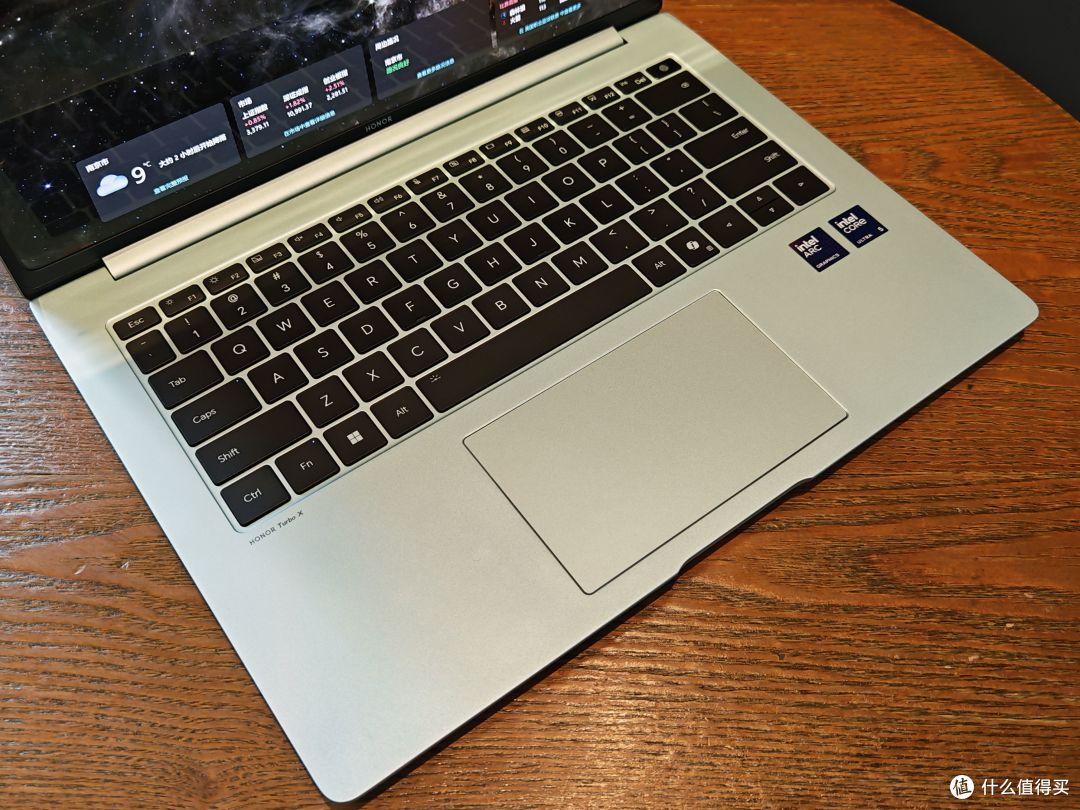 荣耀轻薄笔记本电脑MagicBook Pro14首发实测,实际体验如何?