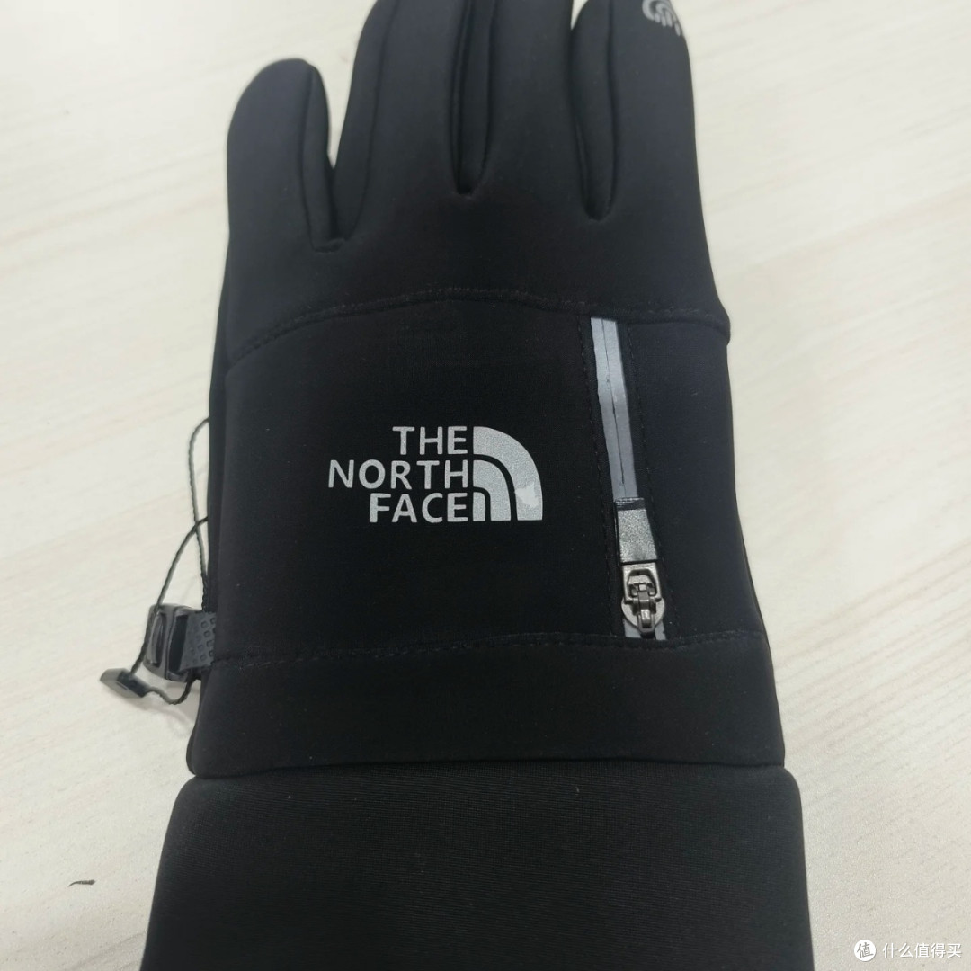 北面男士骑行手套:贴手防滑骑行的掌心守护