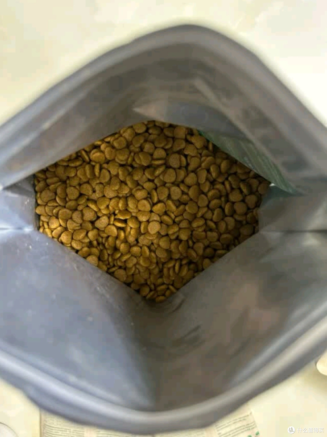 耐威克雪纳瑞专用狗粮——以鸡肉之鲜，呵护雪纳瑞的每一步成长