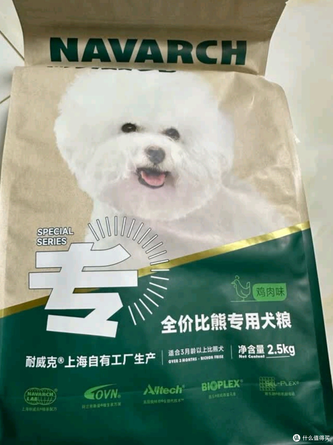 耐威克雪纳瑞专用狗粮——以鸡肉之鲜，呵护雪纳瑞的每一步成长