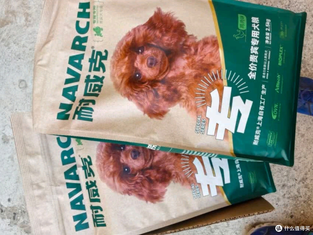 耐威克雪纳瑞专用狗粮——以鸡肉之鲜，呵护雪纳瑞的每一步成长