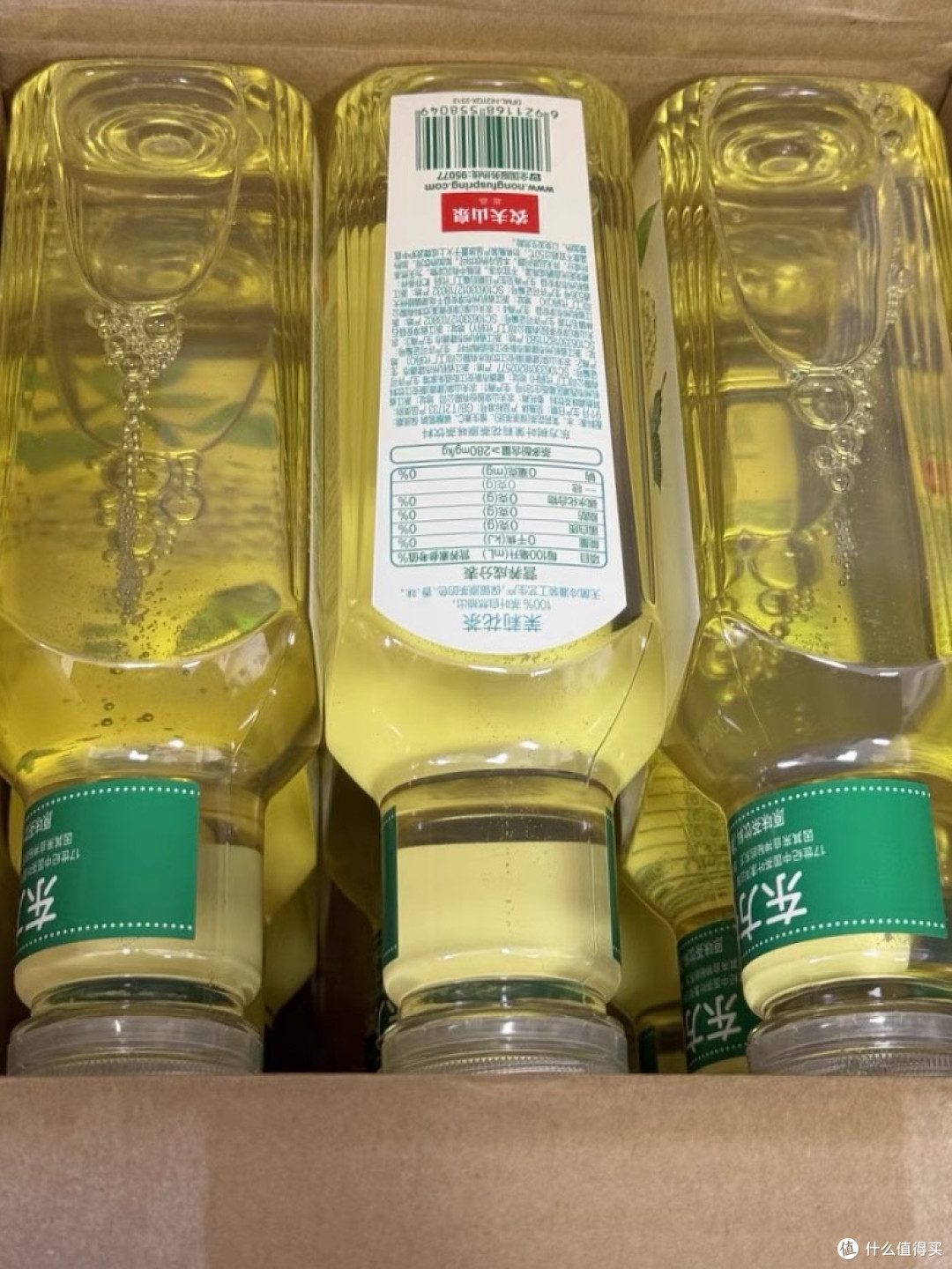 解构一杯茶的本味:东方树叶的纯净之道