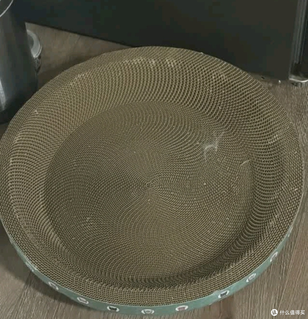 疯狂的主人猫抓板窝:碗形设计+不掉屑瓦楞纸,猫奴的“省心神器