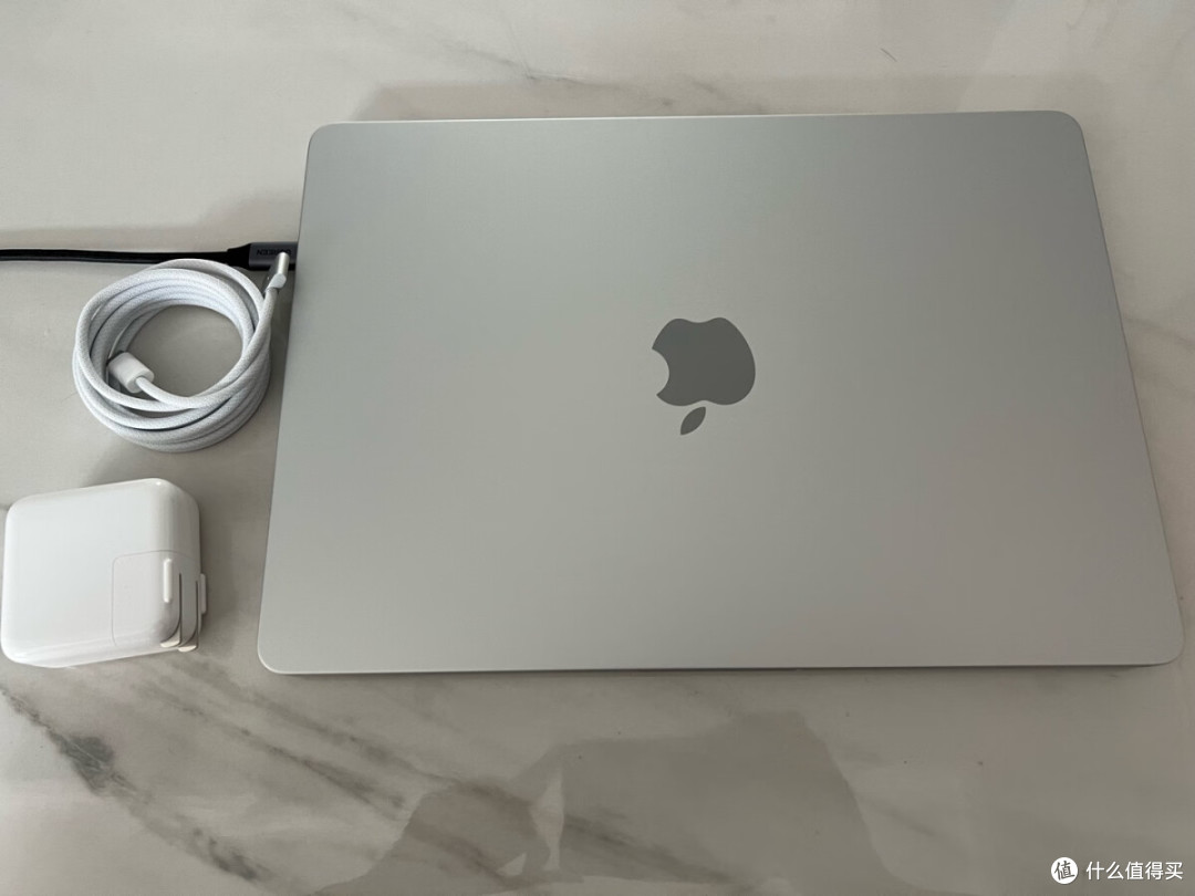 大学生不该买Mac电脑?MacBook Air和PC迷你主机,是最佳拍档?