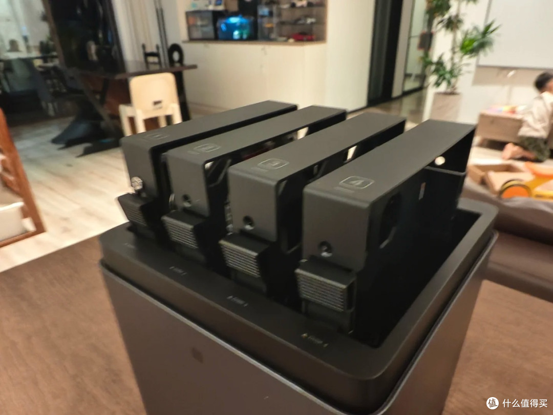 绿联DH4300 Plus：家庭存储新宠