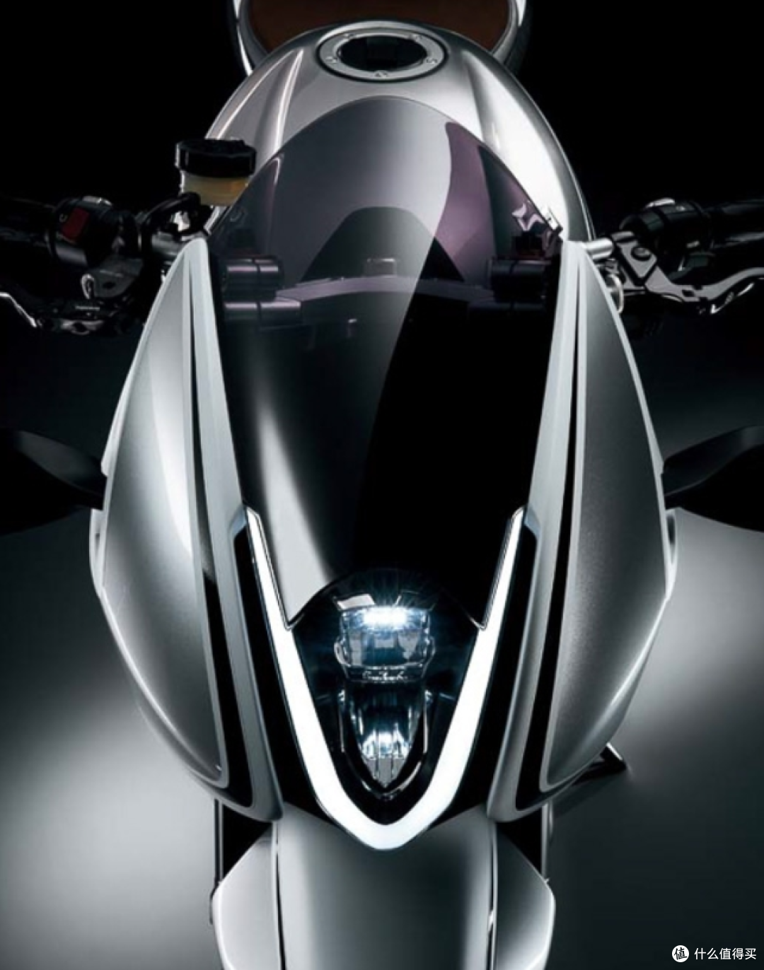 Suzuki EXTRIGGER摩托车