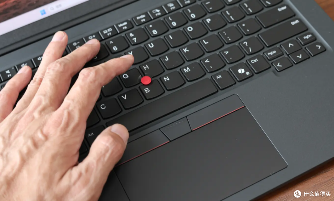 专业高性能商务本:ThinkPad T14p 2025体验及评测