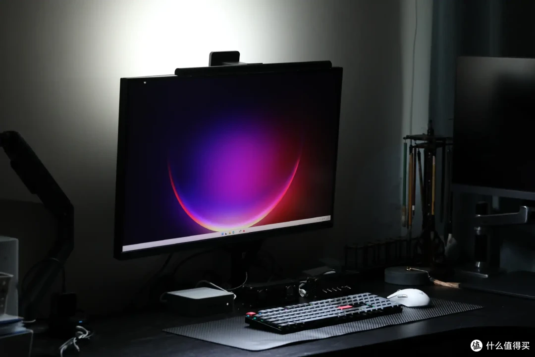 王者归来,明基 ScreenBar Halo 2 屏幕挂灯深度评测