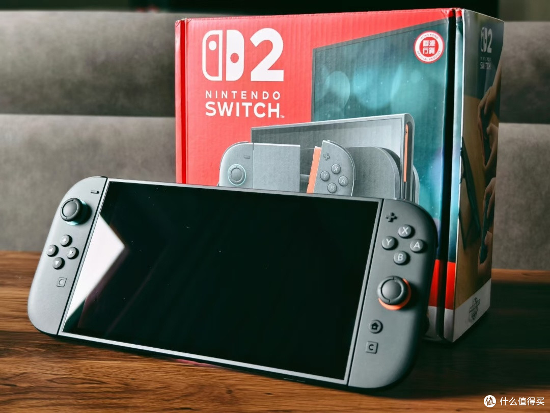 Switch 2变大了,但揣兜里出门可能有点难