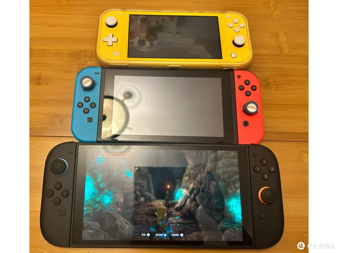 Switch 2变大了,但揣兜里出门可能有点难