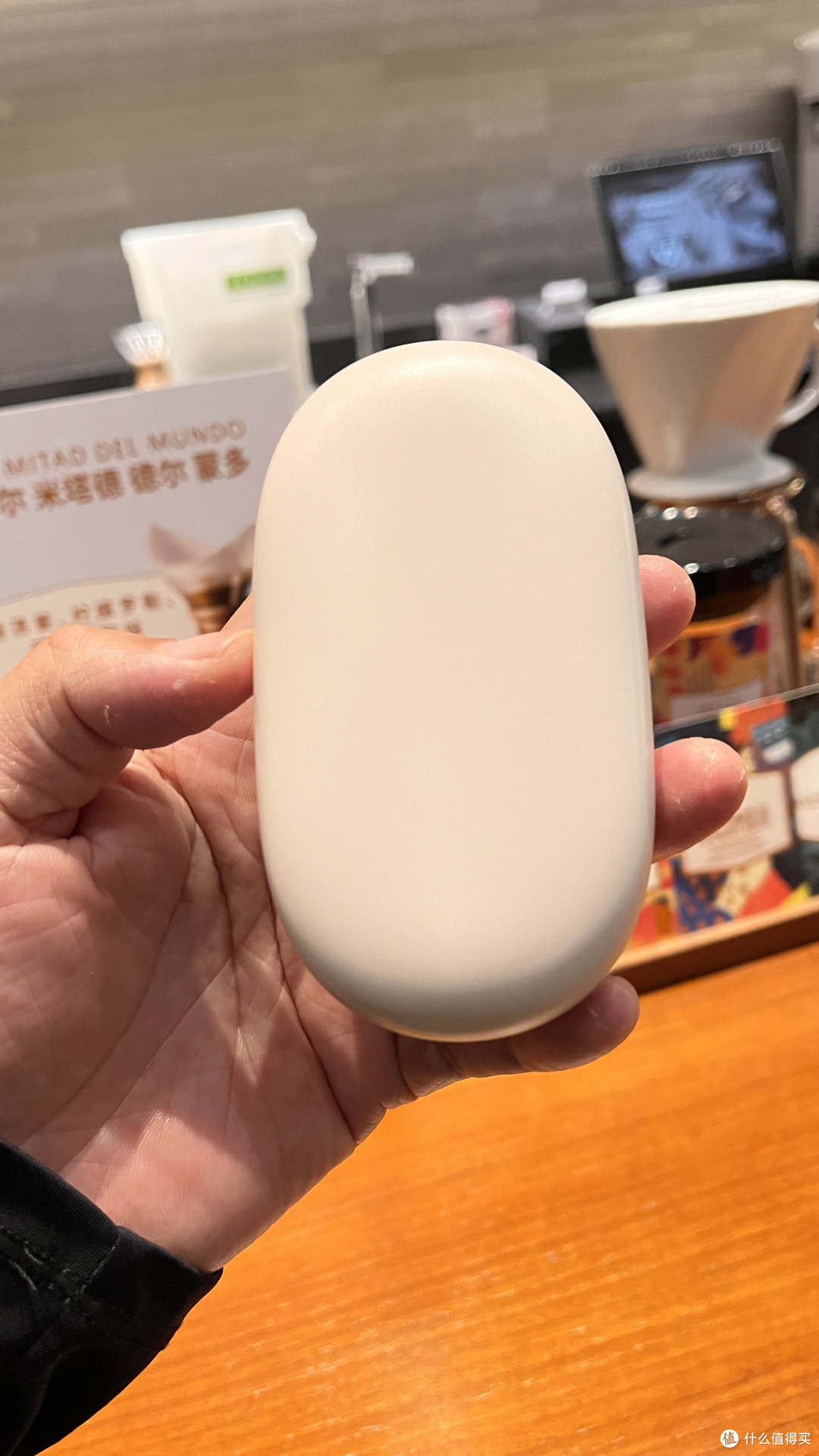 一款巨能打的蓝牙耳机——BLINBLIN FW9耳挂式耳机