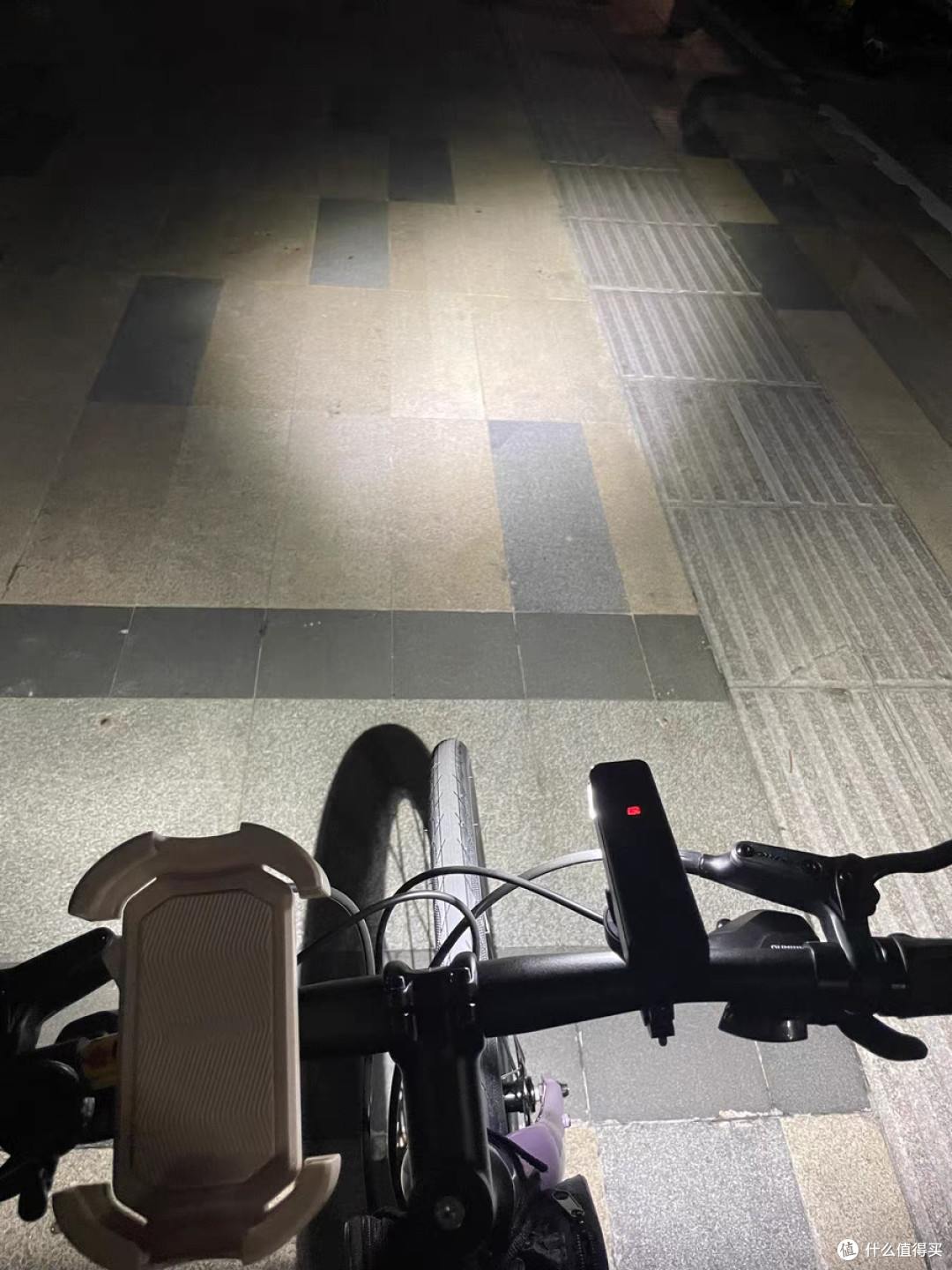 618超值之选！骑行灯让夜骑安全感拉满