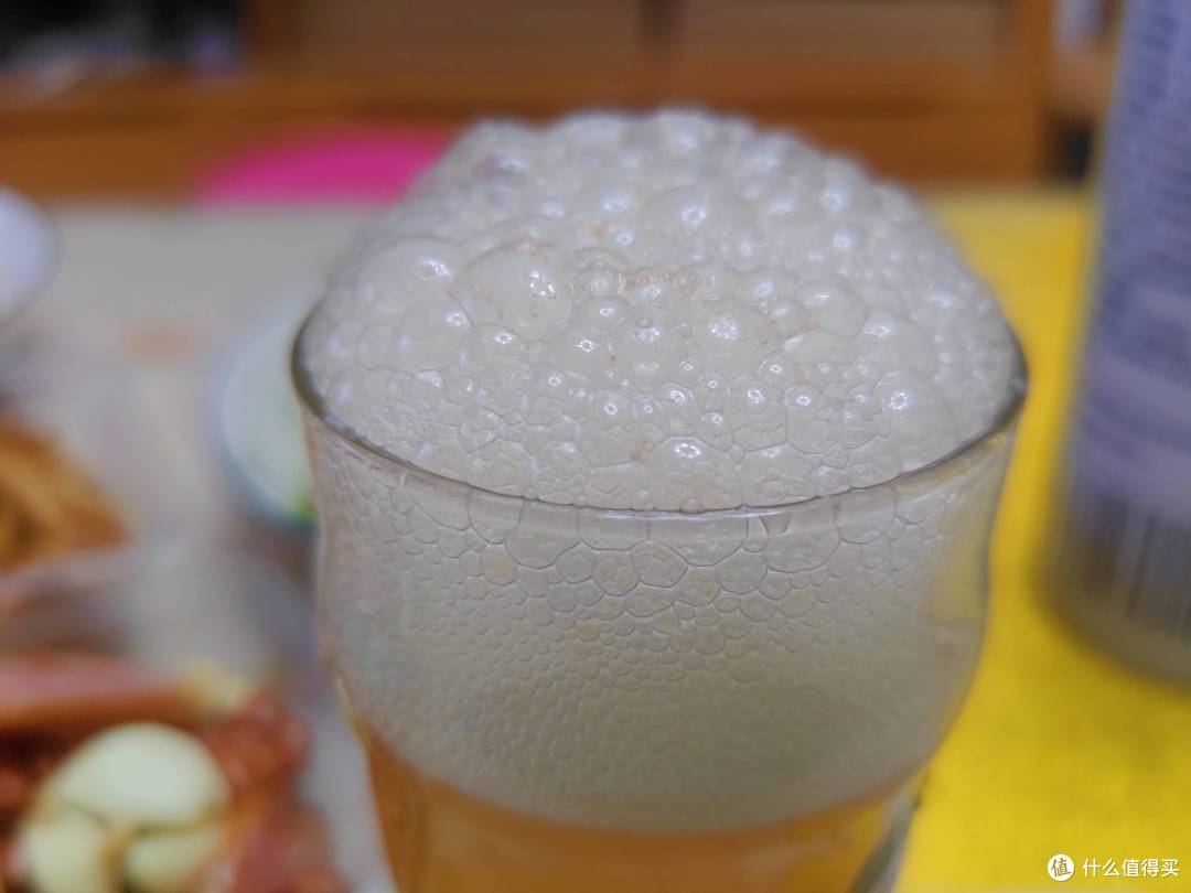 朋友相聚首选,盒马NB鲜活原浆喝出风采