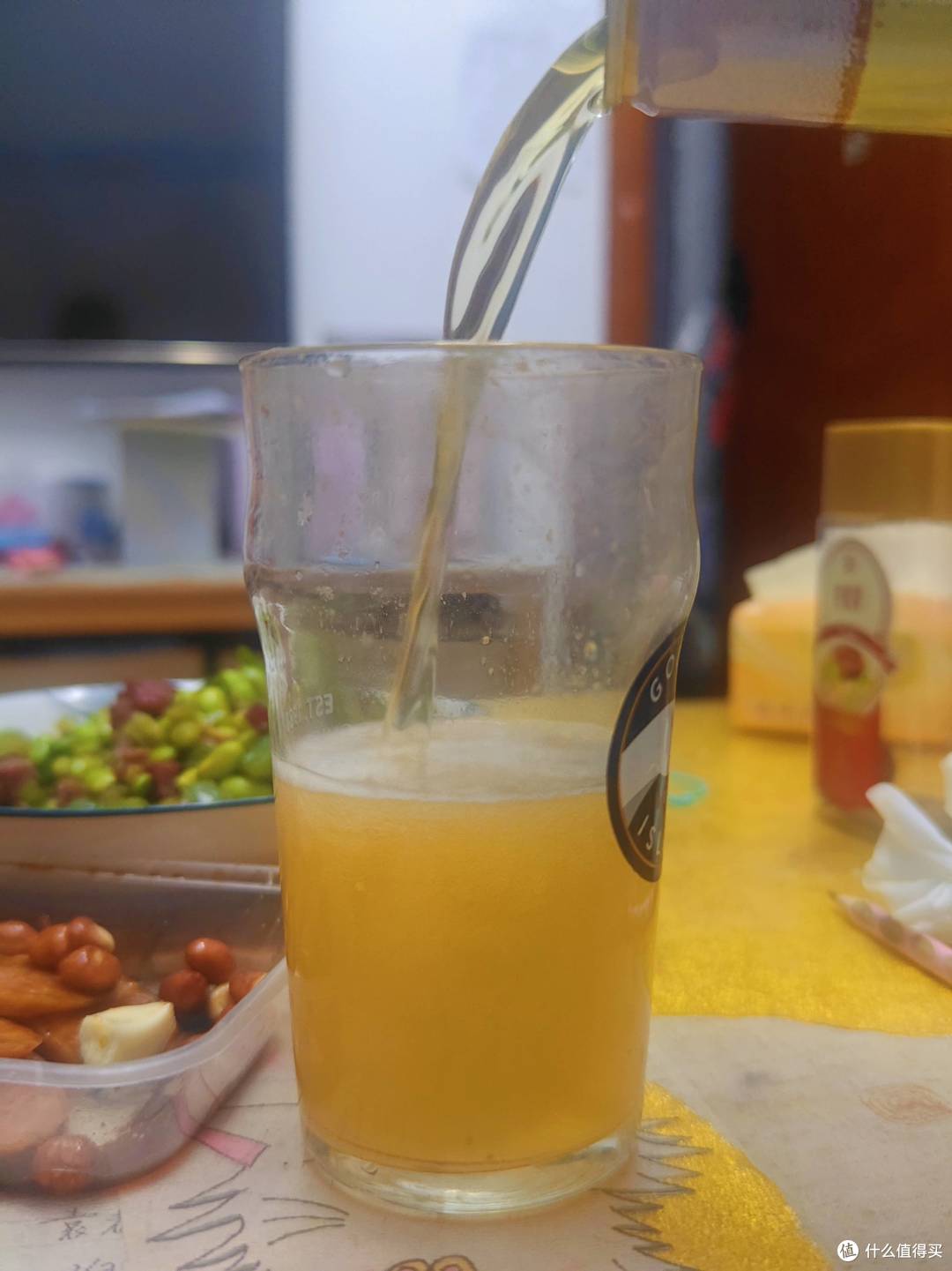 朋友相聚首选,盒马NB鲜活原浆喝出风采