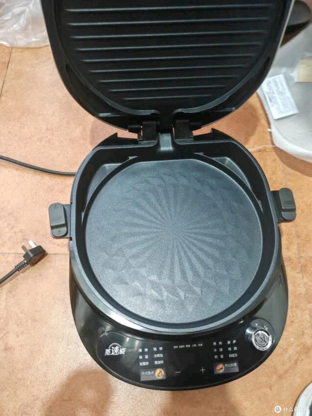 美的（Midea）电饼铛3072升级款：家庭厨房的智能煎烤新选择