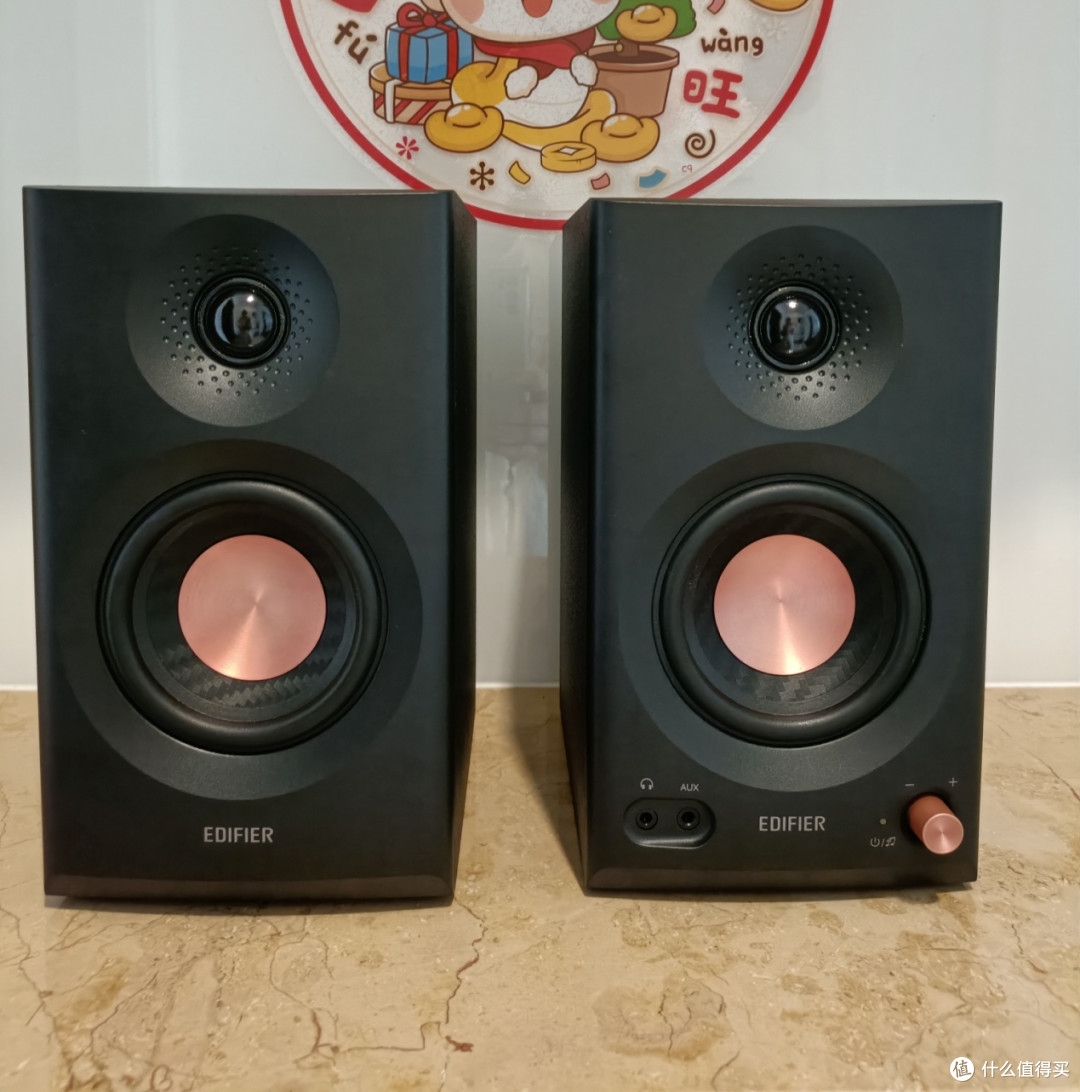 618新宠！漫步者MR4和MR3BT，音乐路上的贴心伴侣选择