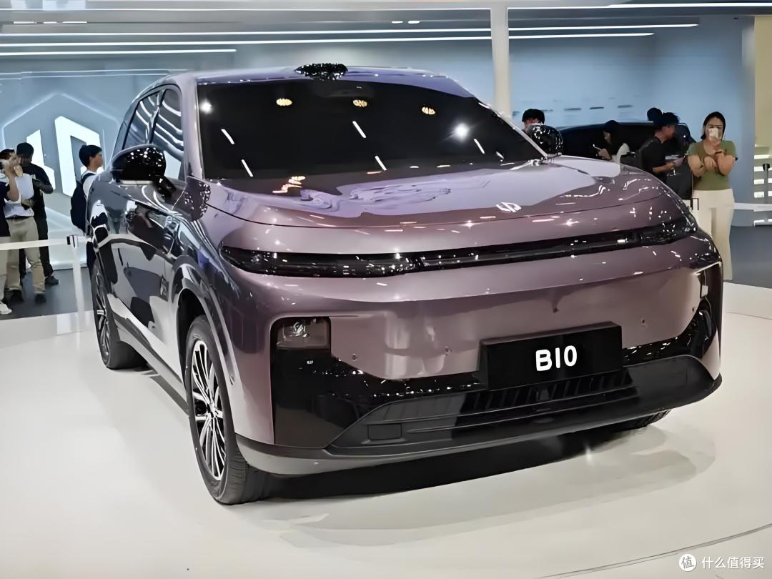 惊爆降价!零跑 B10,性价比之王来袭