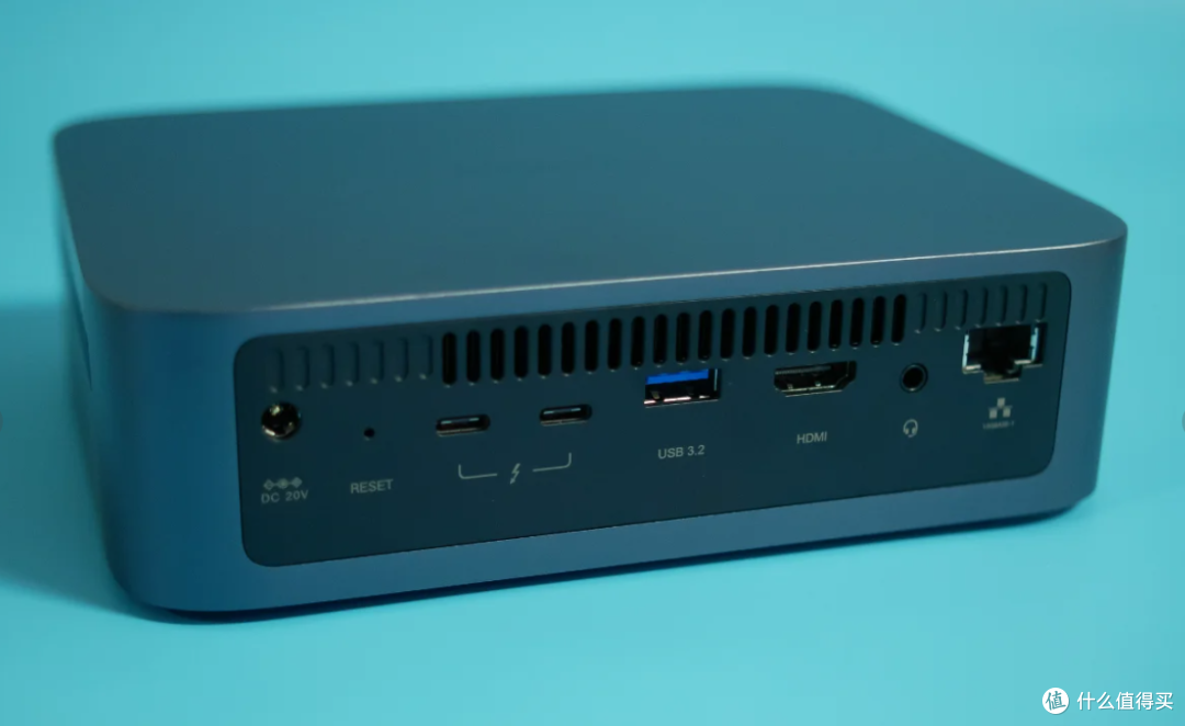 家庭数据宝藏库：绿联 DXP480T Plus