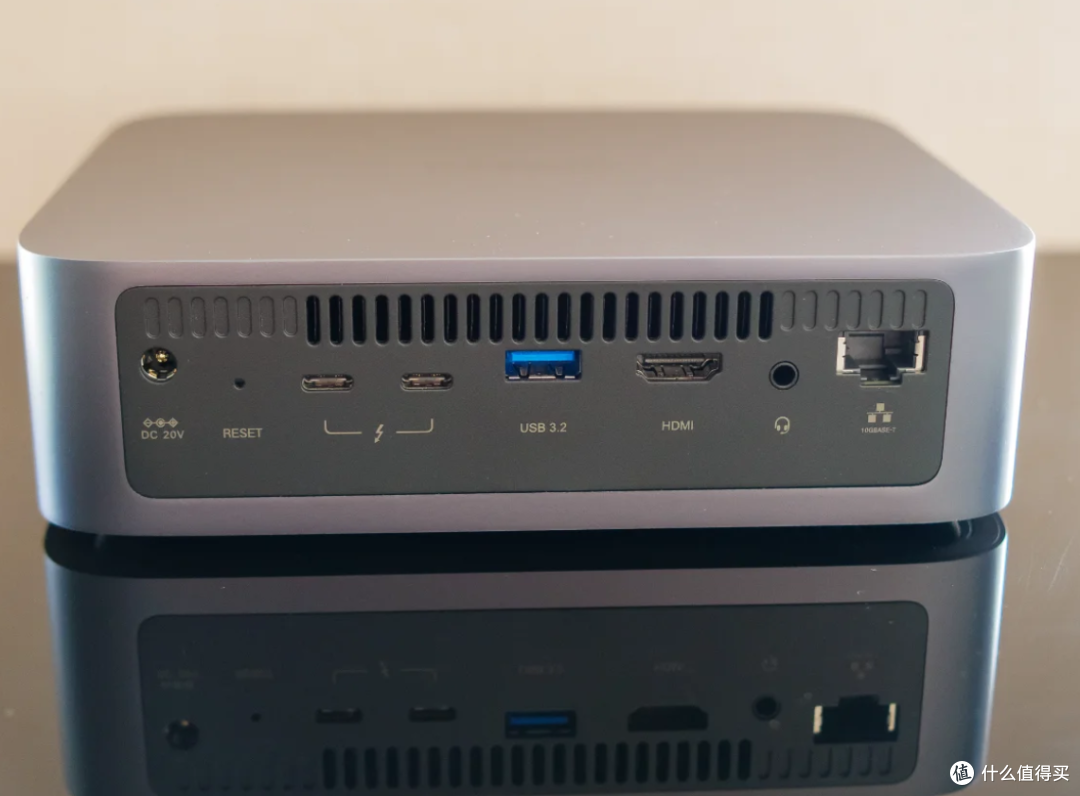家庭数据宝藏库：绿联 DXP480T Plus