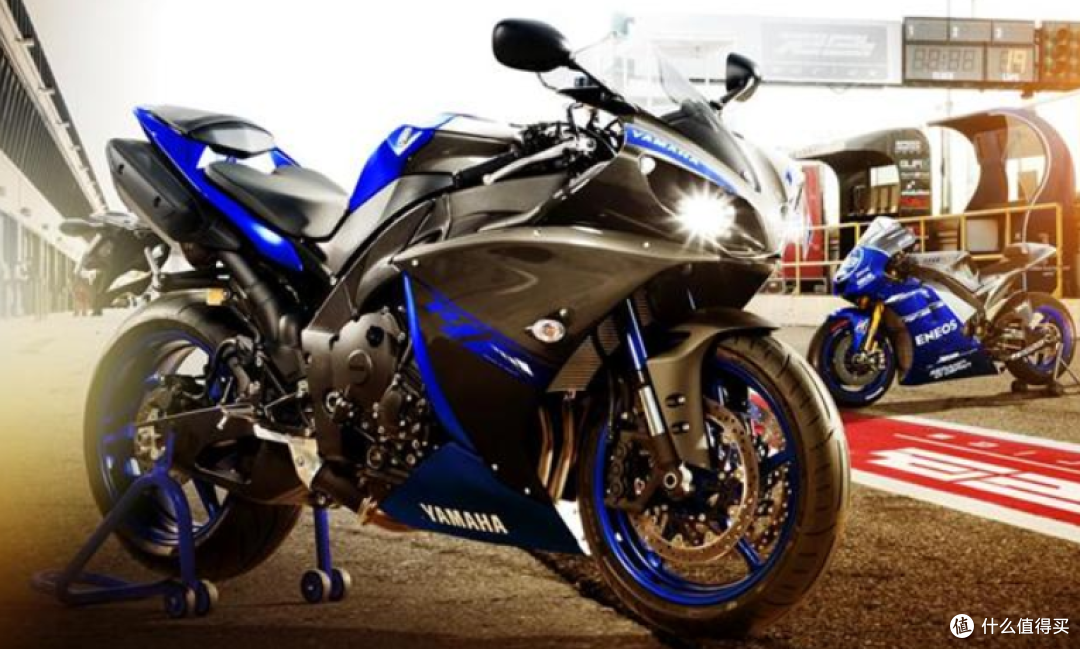 2014年雅马哈YZF-R1 RACE BLU高性能摩托车