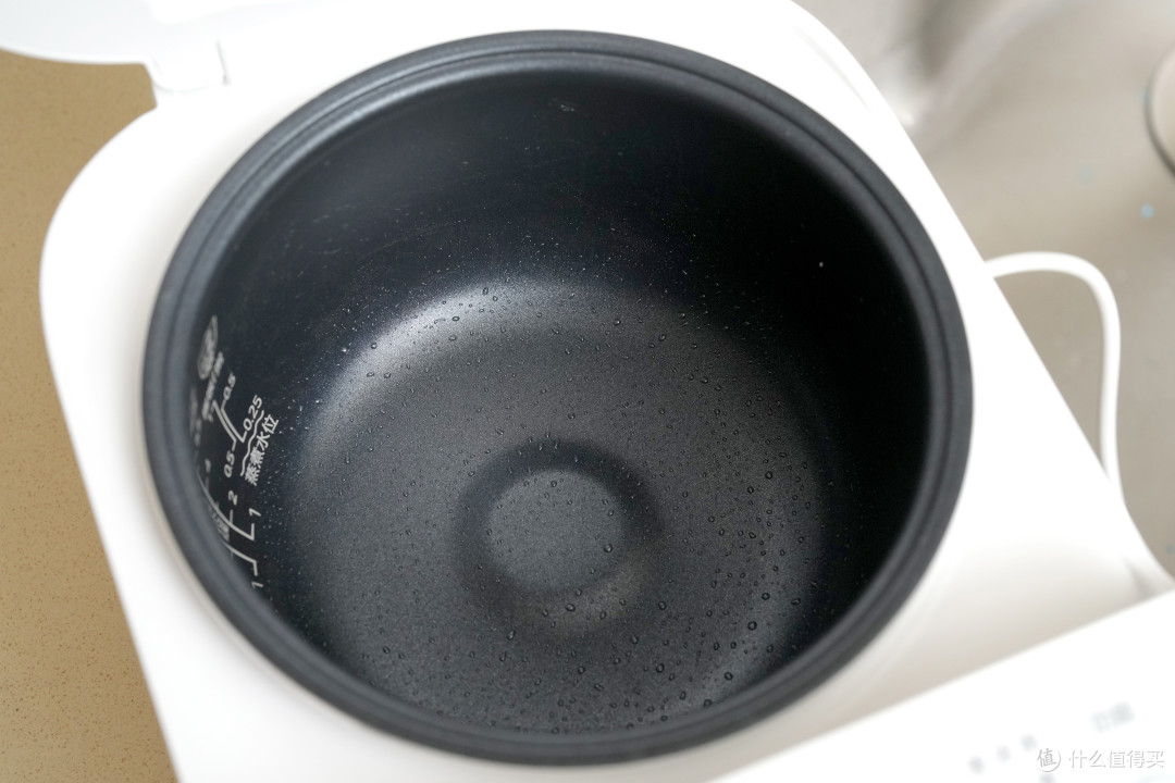 性能实测!百元级多功能电饭煲,美的新品白月光电饭煲烹饪体验