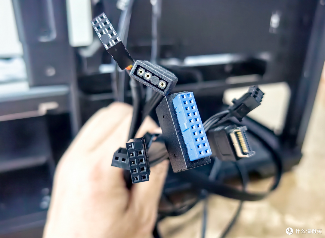 颜值与性能兼得！高性价比环绕海景房，追风者EVOLV S2 装机分享