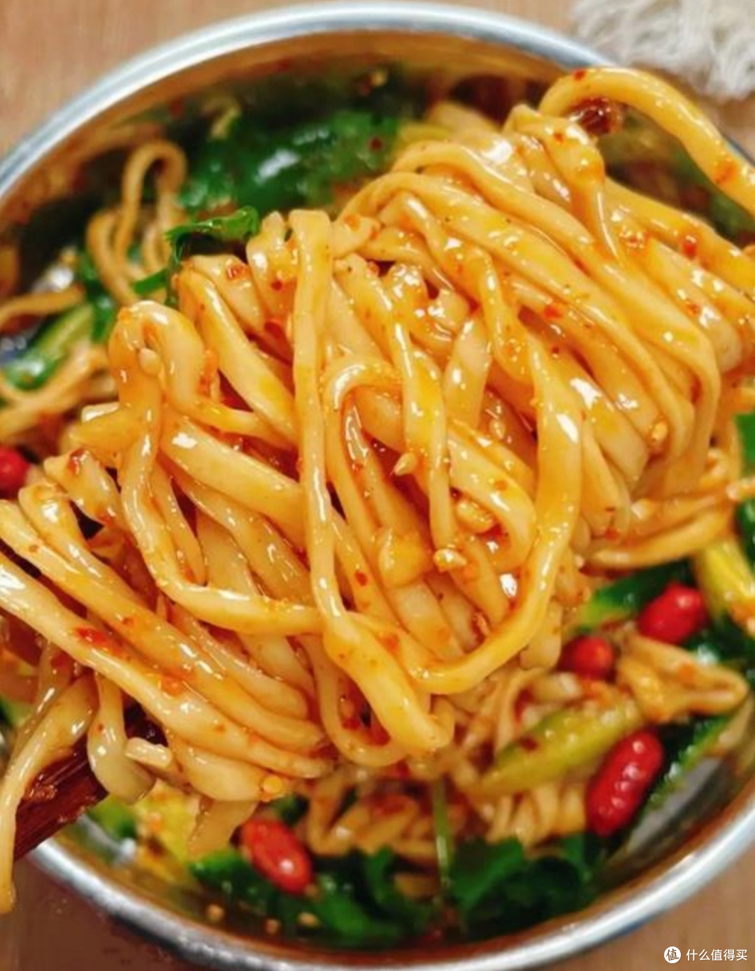 夏日消暑佳品,简易凉面等你来尝