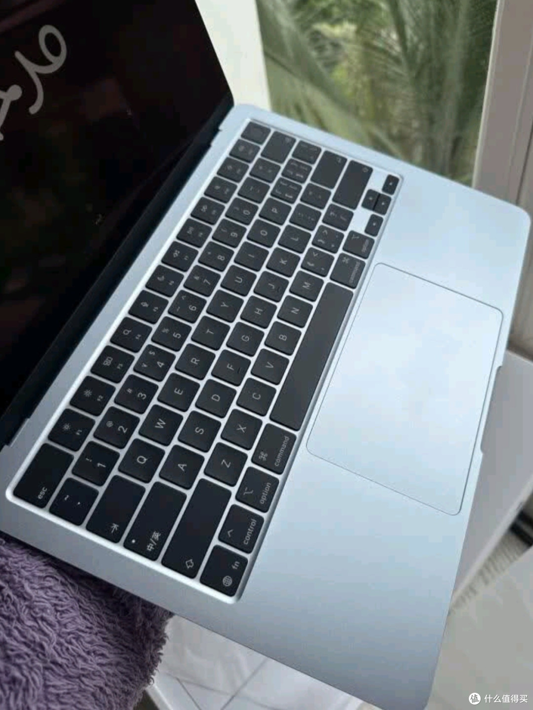 Apple 2025款天蓝色电脑MC6T4CH/A:科技与艺术的完美融合