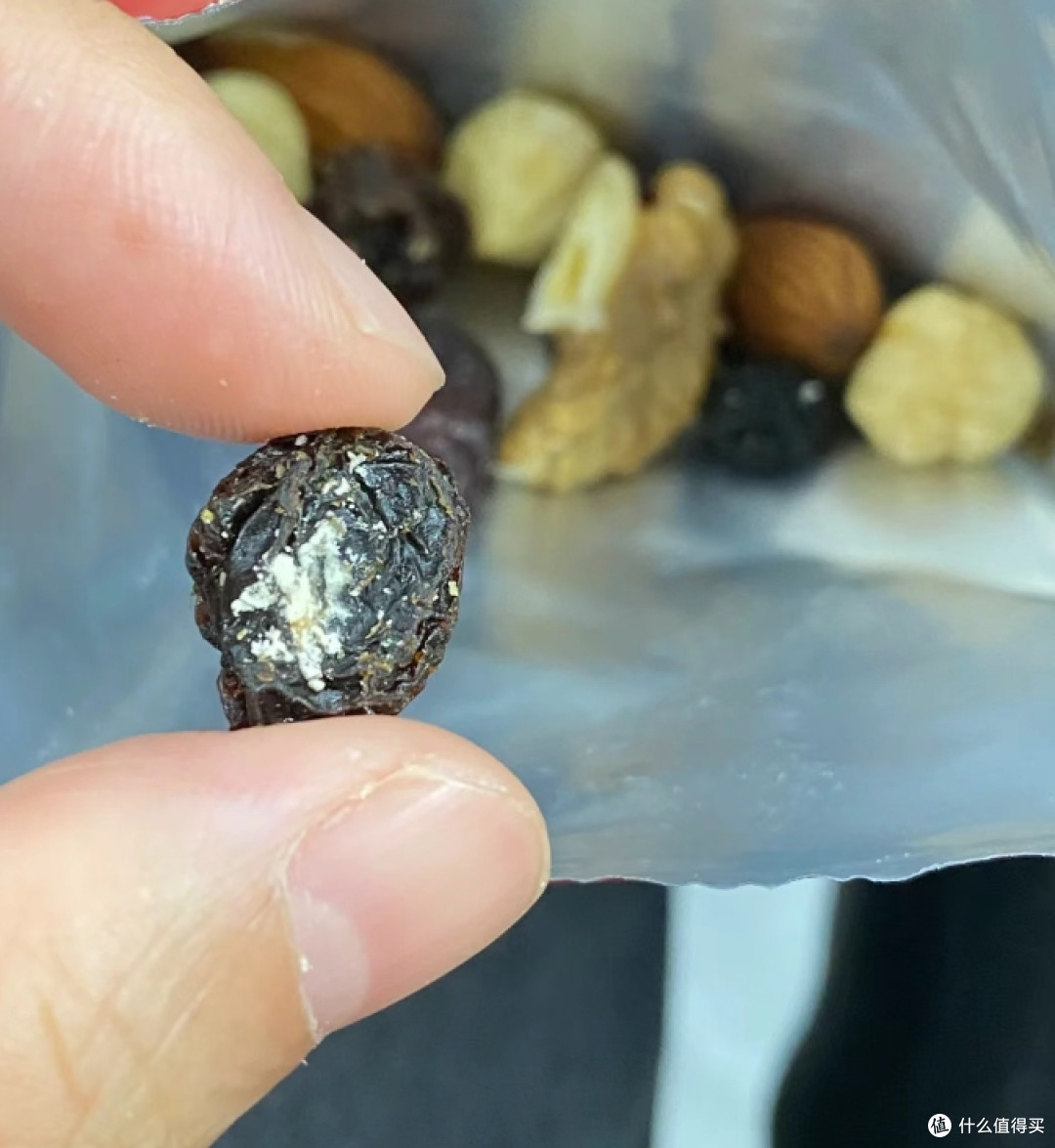 这“8种东西”尽量别放进冰箱，越放越坏，会加速腐坏！