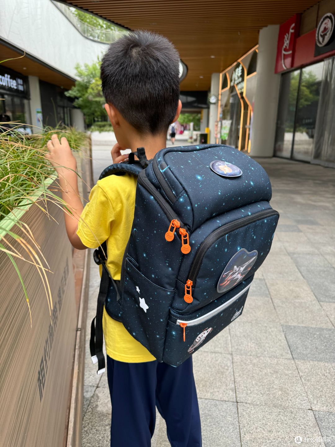 书包选购这么多坑?GMT for Kids护脊书包的Light超轻小方包必看