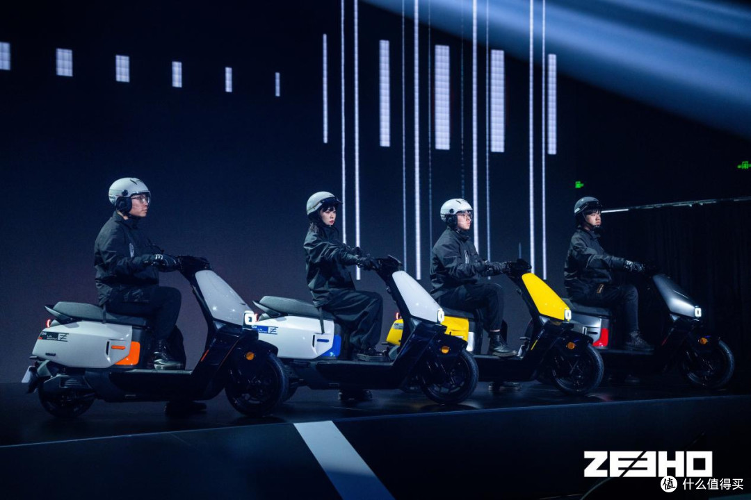 多款旗舰密集发布!ERA-Z极核时代到来,重塑两轮电动新标杆