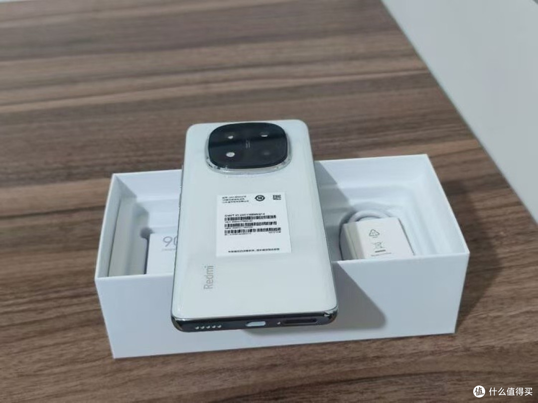 小米太猛了!16GB+512GB跌至1589元,双面康宁玻璃+IP68+6200mAh